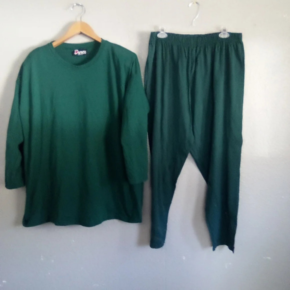 Beautiful long sleeve set ( box BF ) - Picture 1 of 2